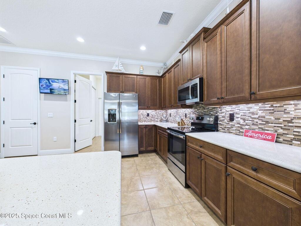 1600 Dewey Street, Palm Bay, FL 32909