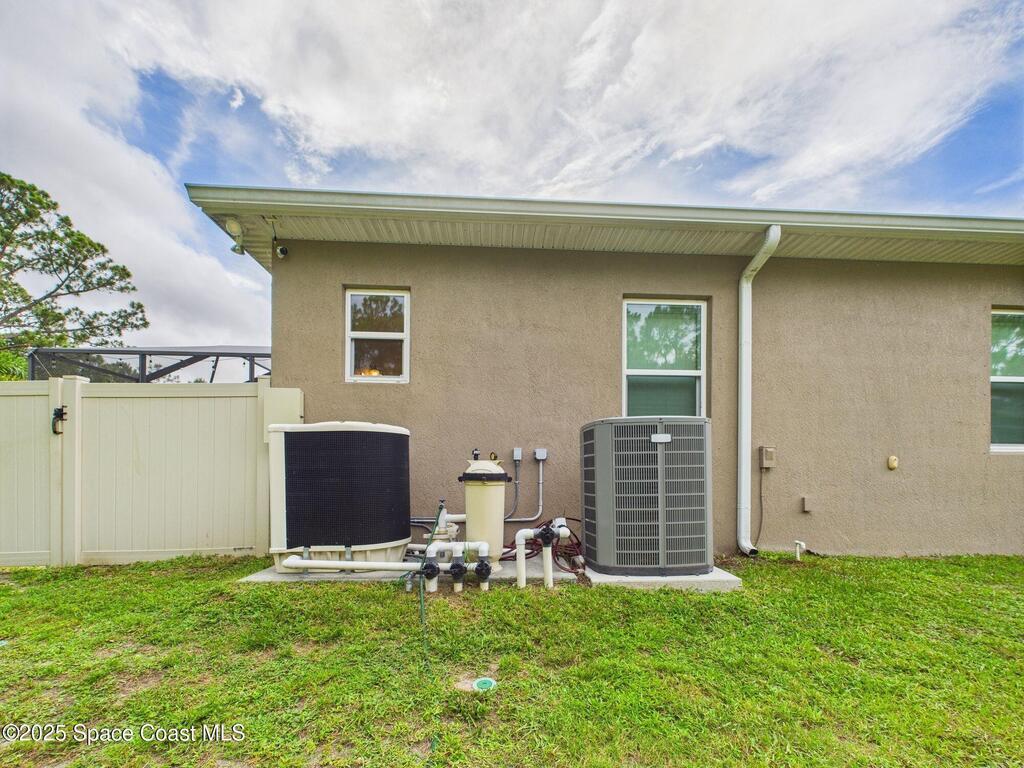 1600 Dewey Street, Palm Bay, FL 32909