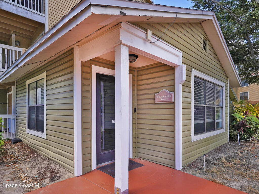 225 S Tropical Trail, Merritt Island, FL 32952