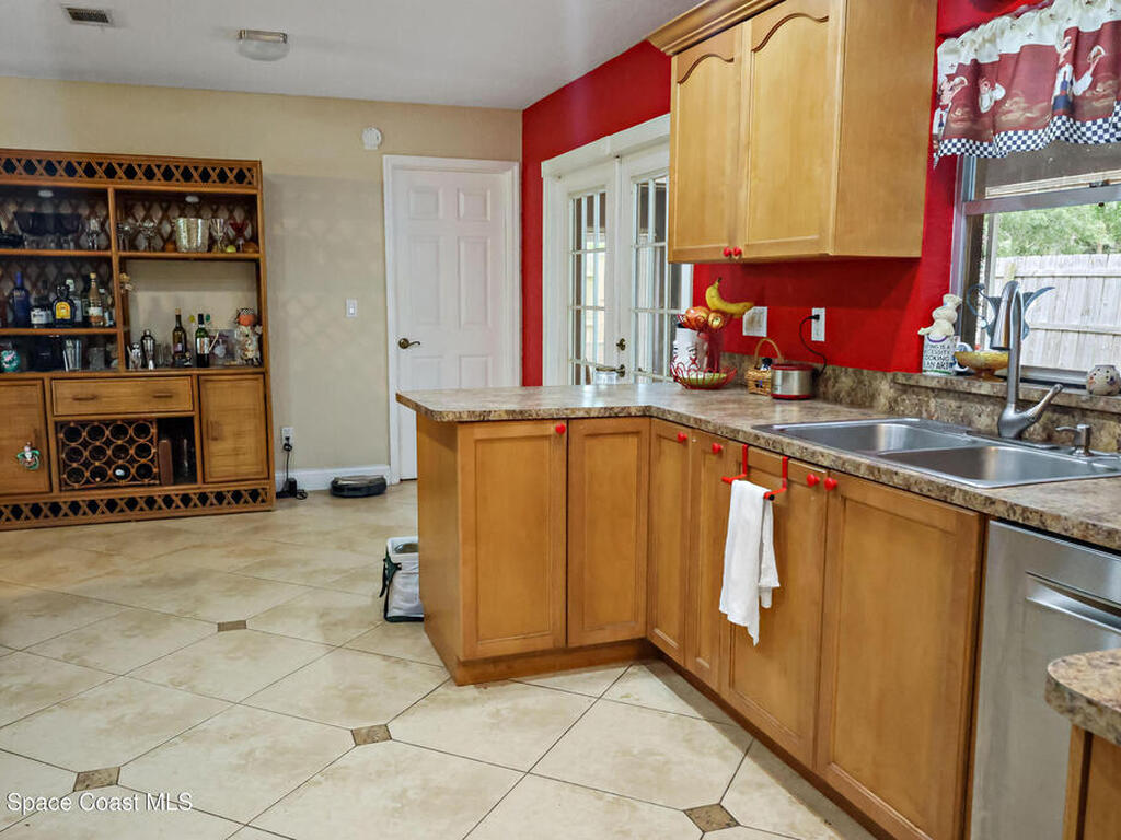 686 Joy St Street, Sebastian, FL 32958