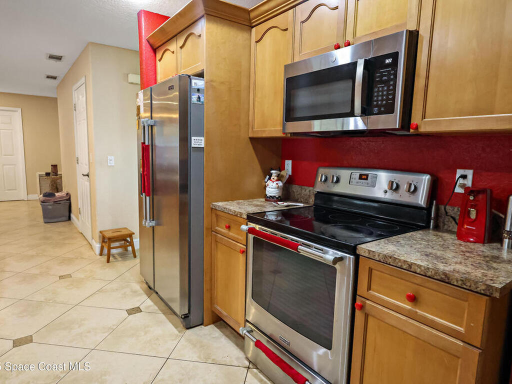 686 Joy St Street, Sebastian, FL 32958