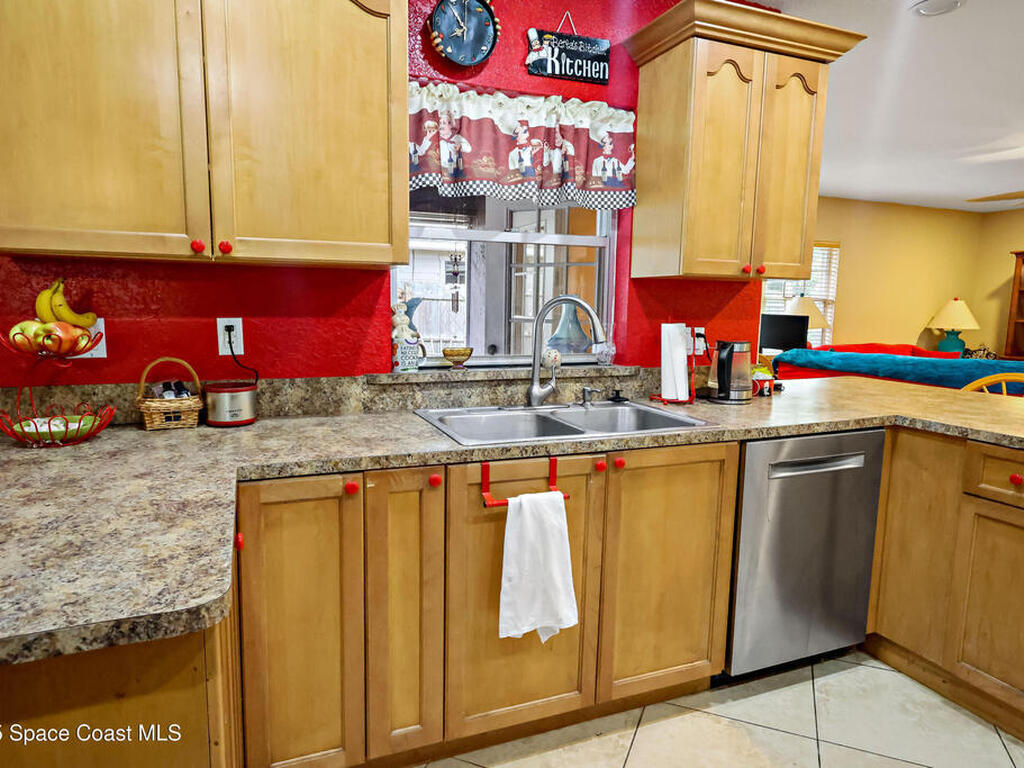 686 Joy St Street, Sebastian, FL 32958