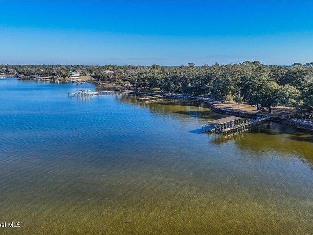 449 S Garcon Point Road, Milton, FL 32583