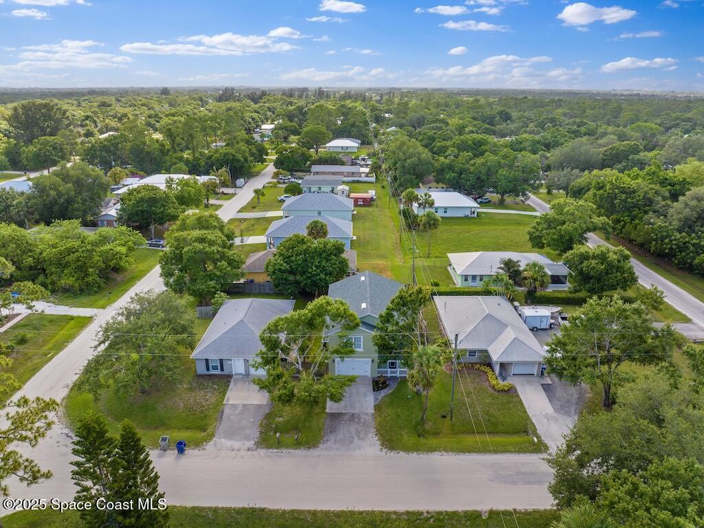 725 61st Avenue, Vero Beach, FL 32968