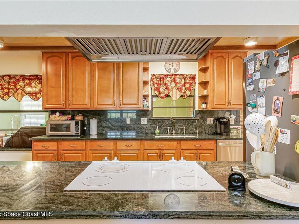 475 Atz Road, Malabar, FL 32950