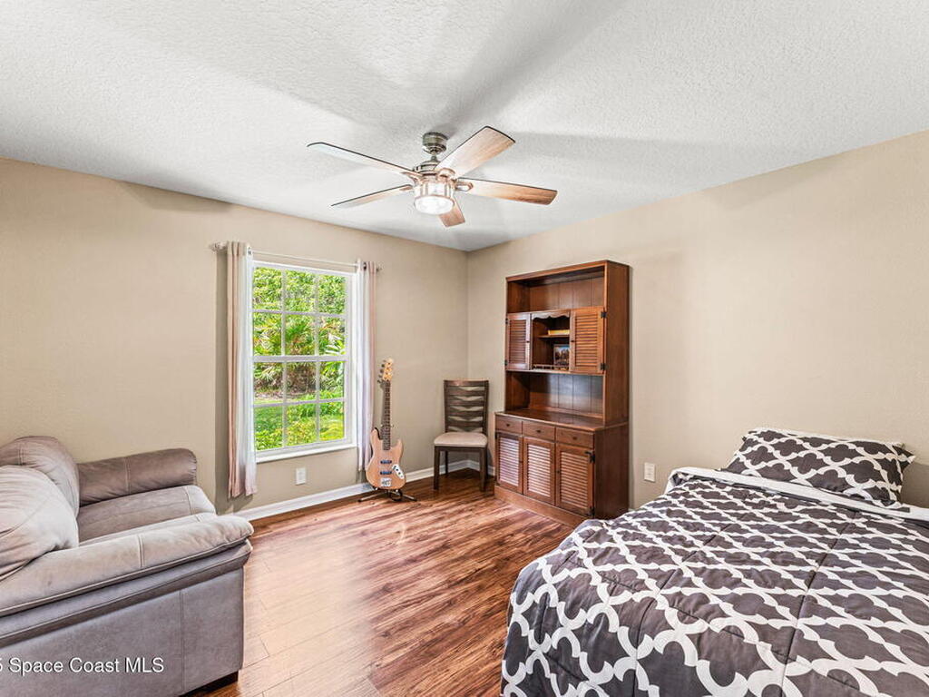3565 Johns Road, Mims, FL 32754