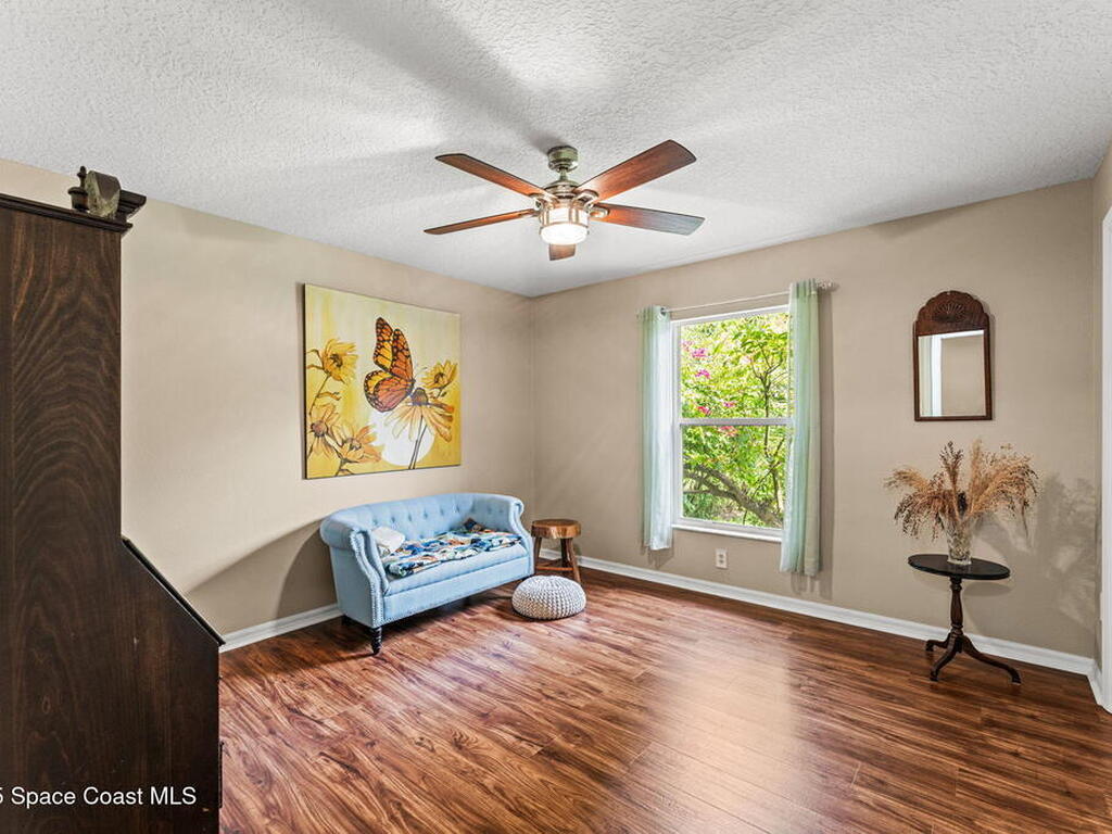 3565 Johns Road, Mims, FL 32754