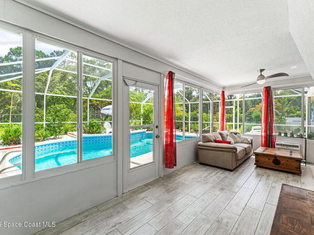 3565 Johns Road, Mims, FL 32754