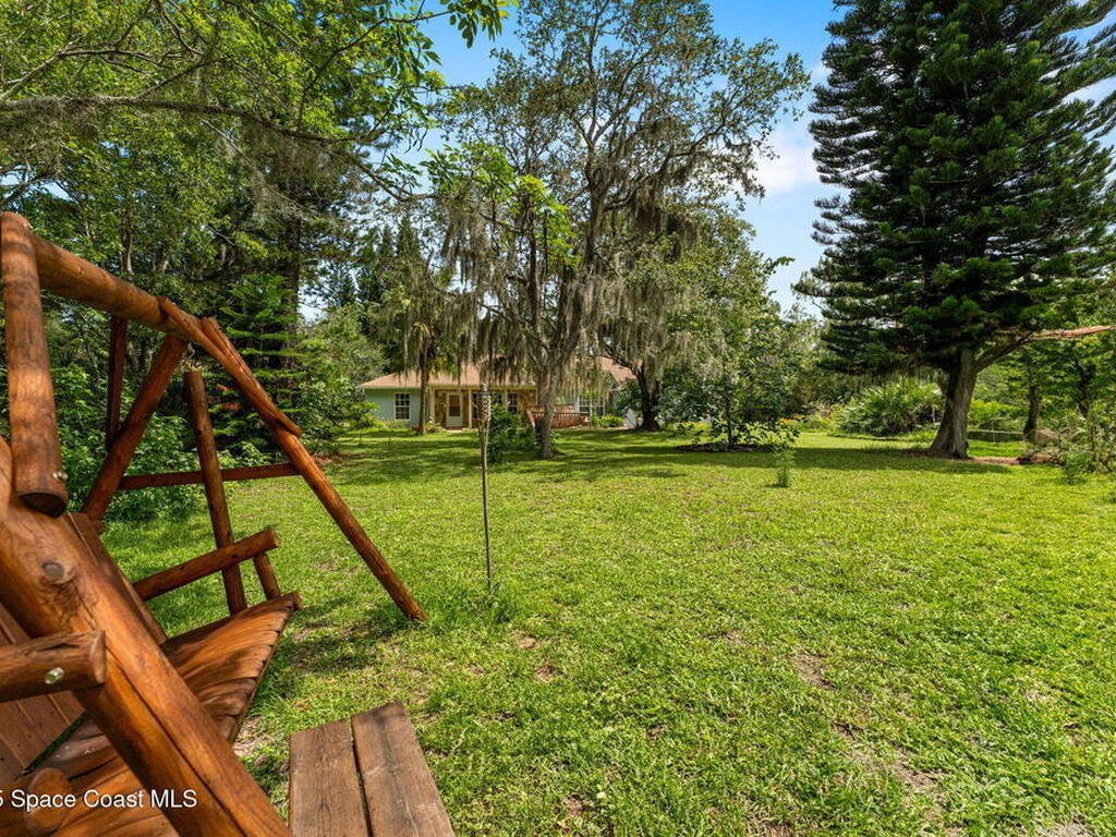 3565 Johns Road, Mims, FL 32754