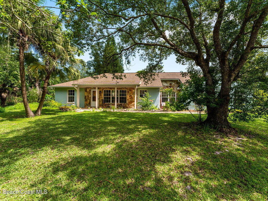 3565 Johns Road, Mims, FL 32754