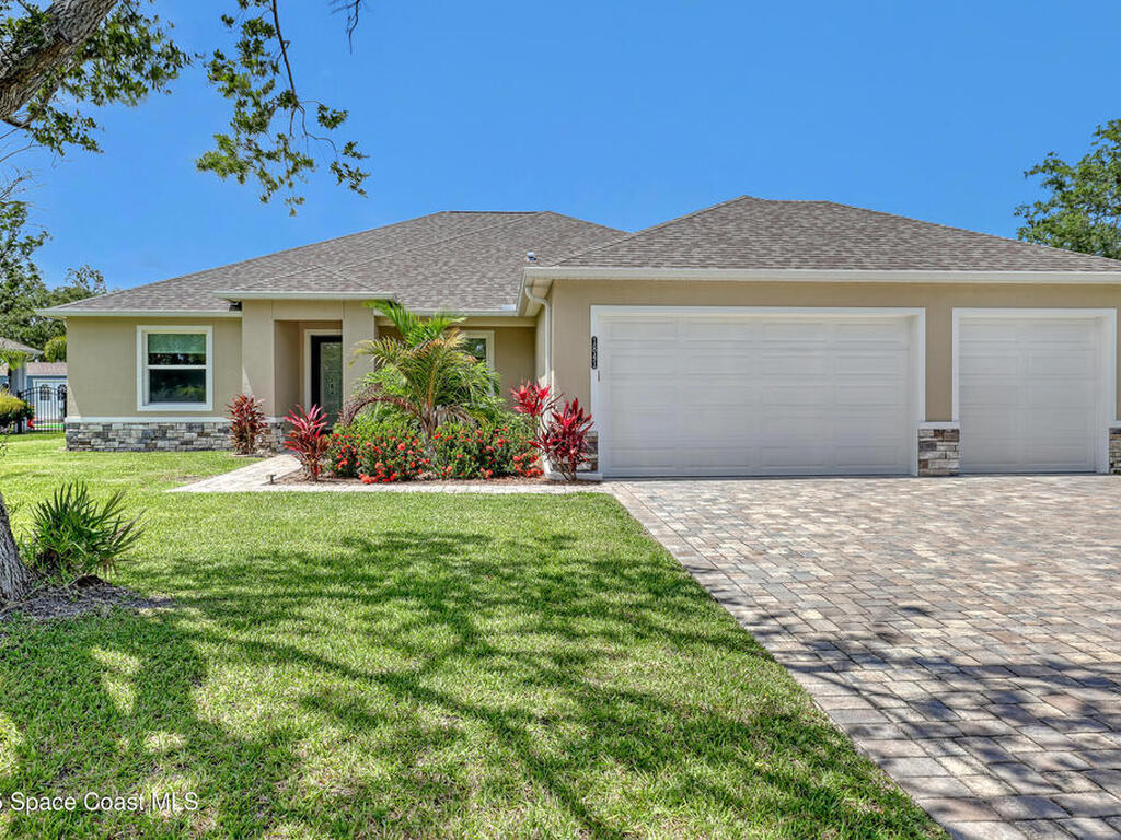 1841 Market Circle, Palm Bay, FL 32905