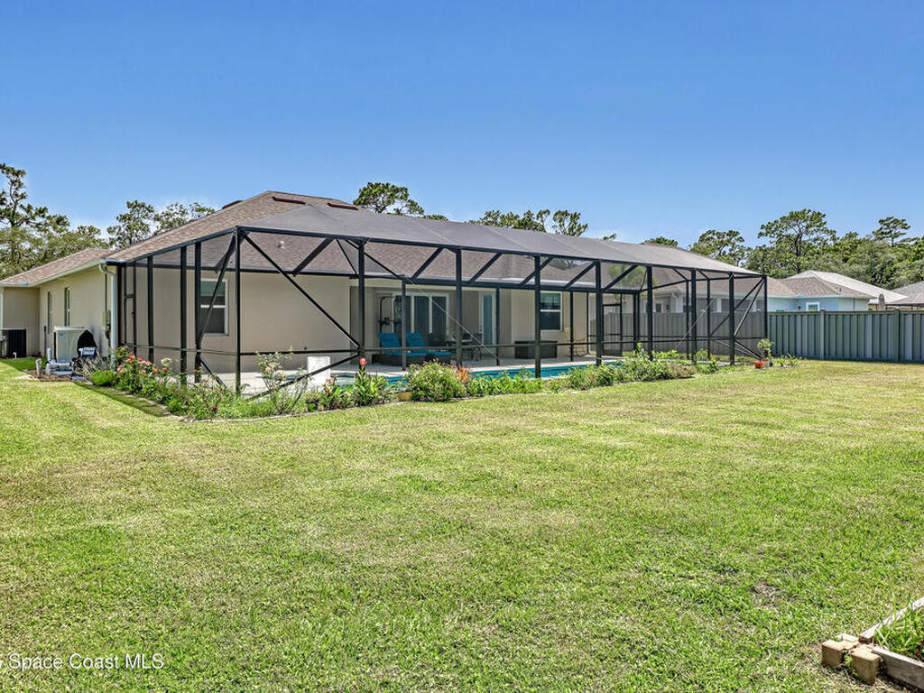 1841 Market Circle, Palm Bay, FL 32905