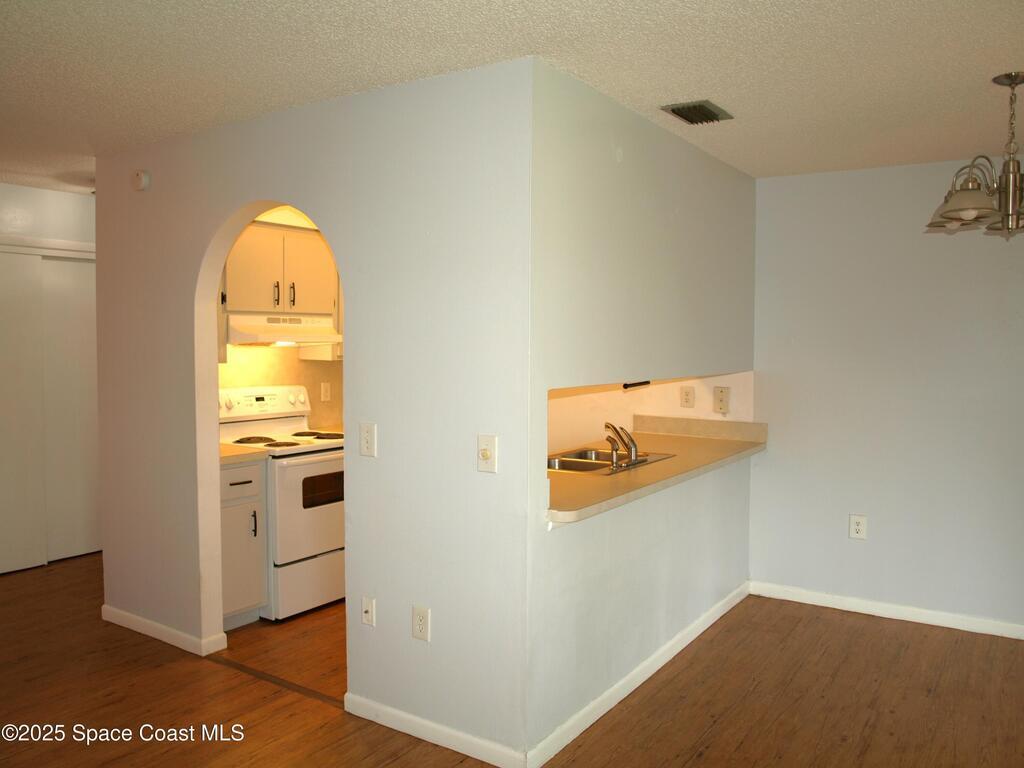 292 San Juan Circle, Melbourne, FL 32935