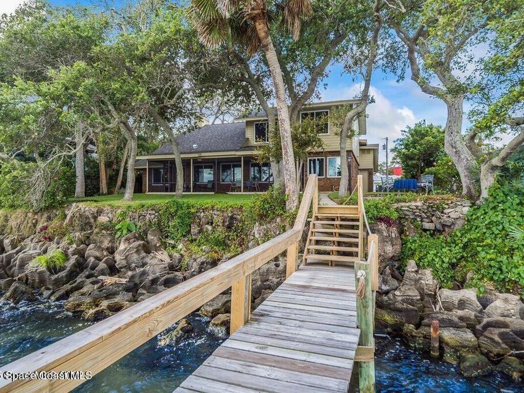 1379 Rose Court, Melbourne, FL 32935