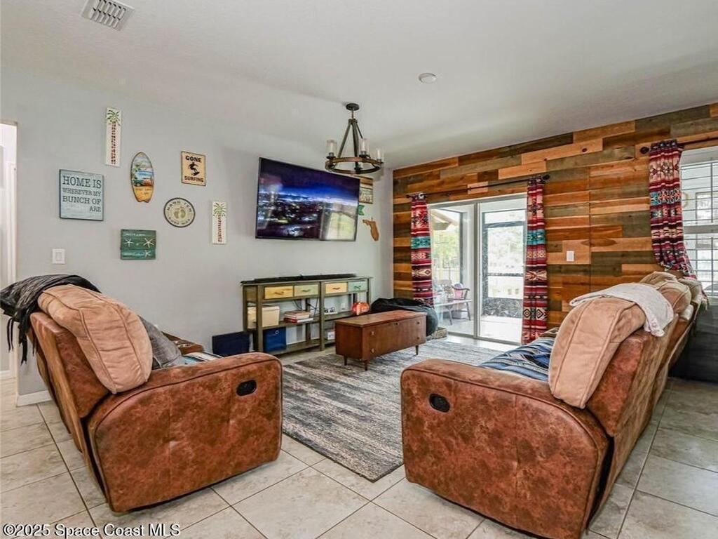 9025 106th Avenue, Vero Beach, FL 32967