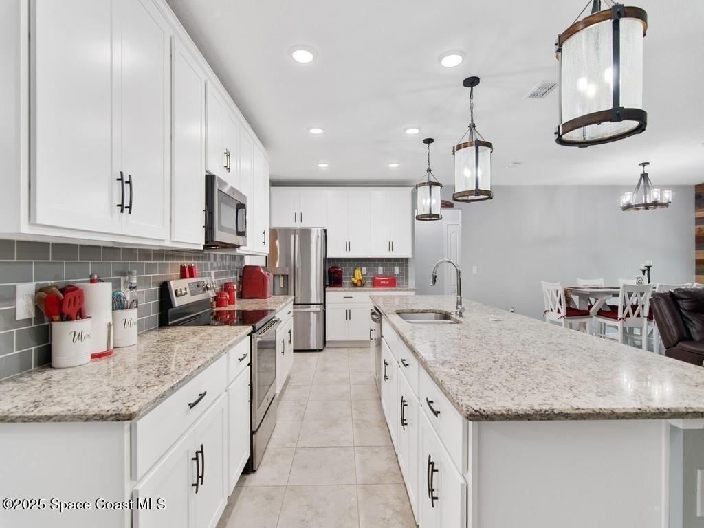 9025 106th Avenue, Vero Beach, FL 32967