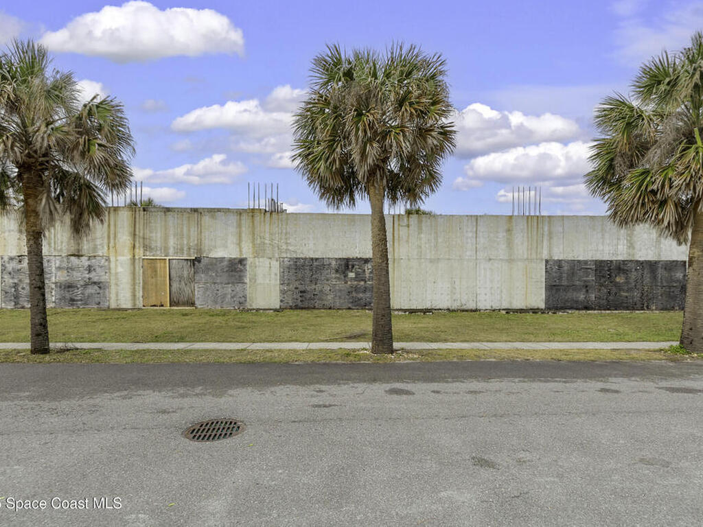 625 Ocean Street, Satellite Beach, FL 32937