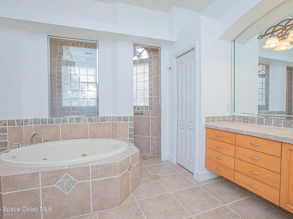 4180 Stoney Point Road, Melbourne, FL 32940