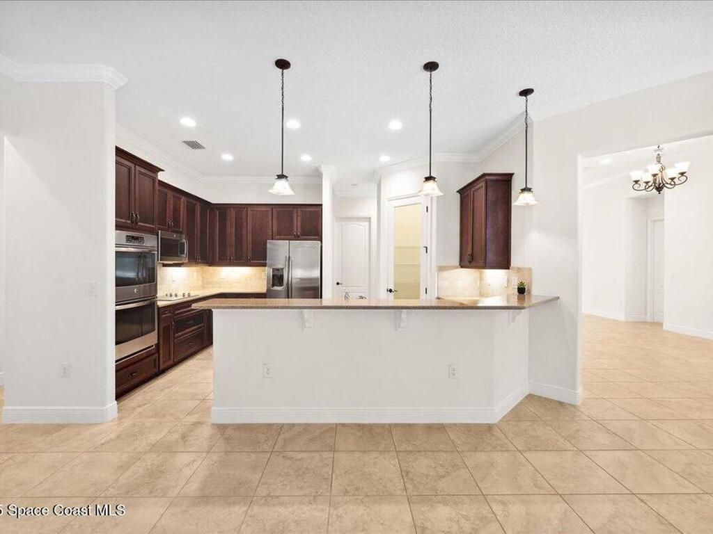 1300 Myrtle Oak Court, Palm Bay, FL 32907