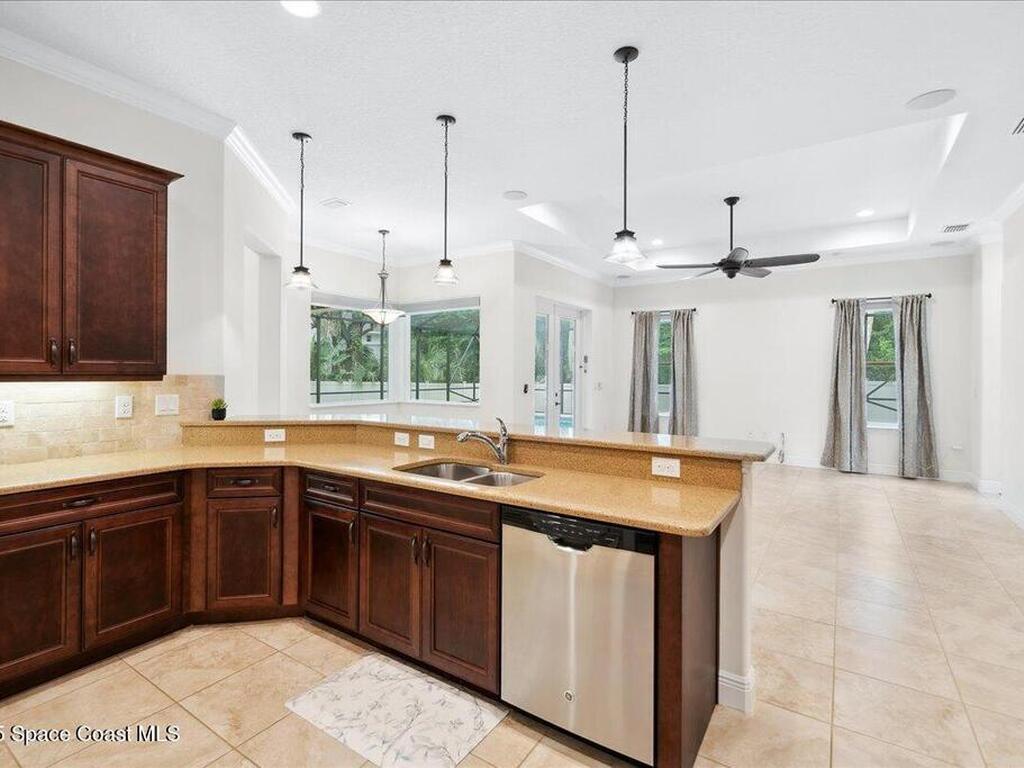 1300 Myrtle Oak Court, Palm Bay, FL 32907