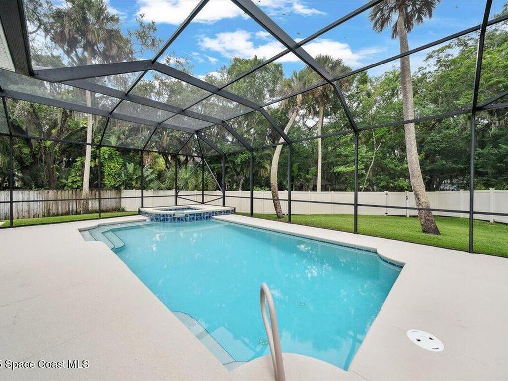 1300 Myrtle Oak Court, Palm Bay, FL 32907