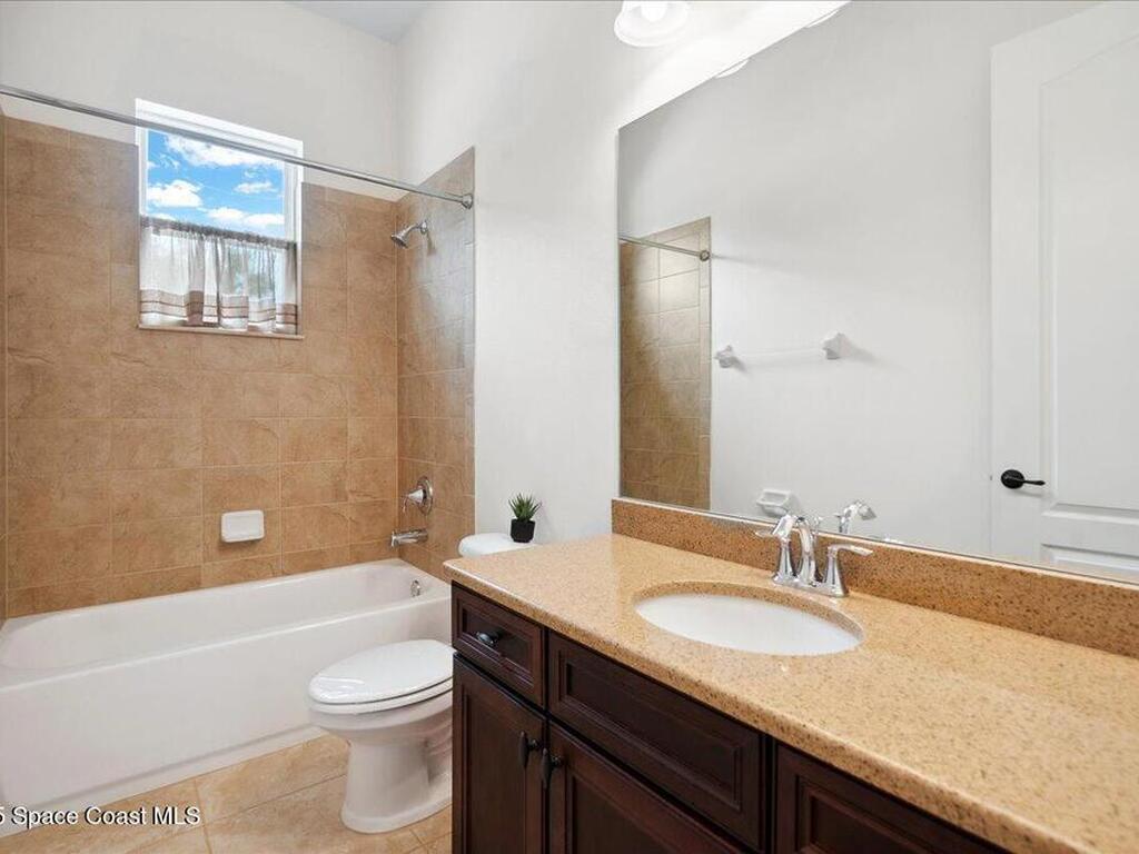 1300 Myrtle Oak Court, Palm Bay, FL 32907
