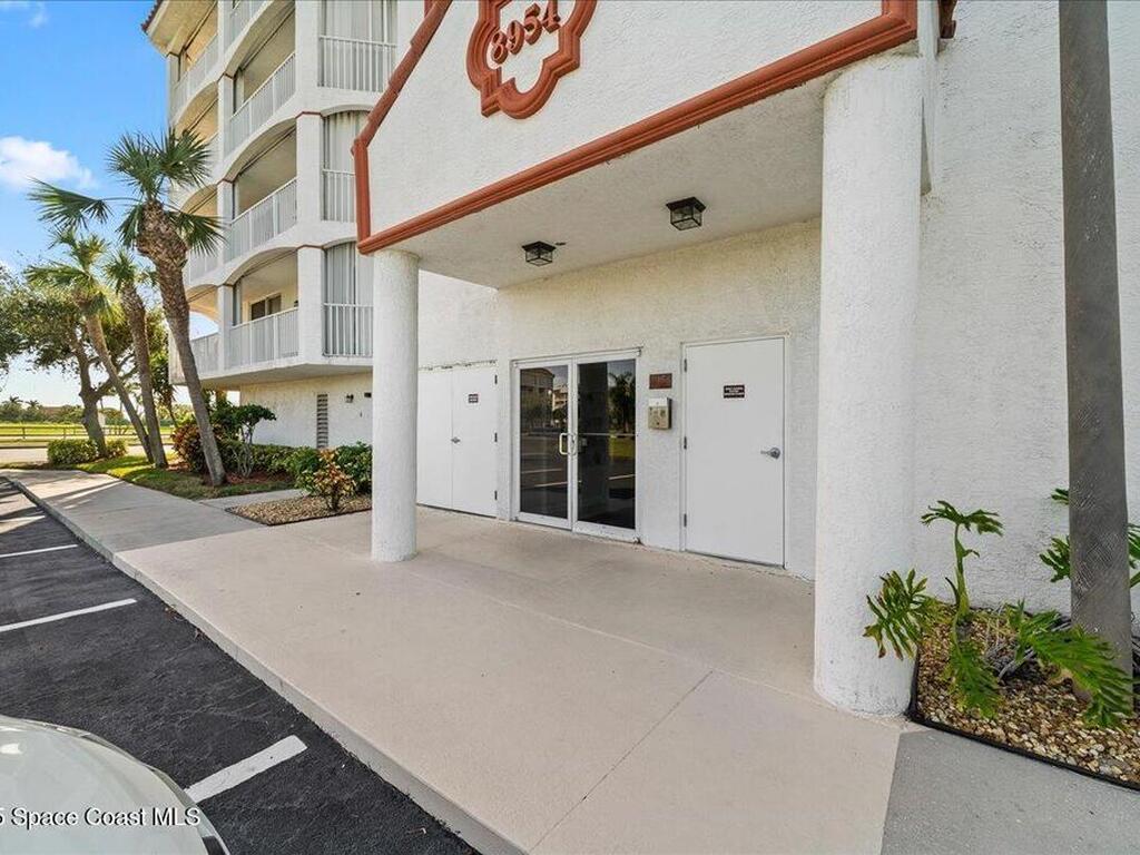 8954 Puerto Del Rio Drive, Cape Canaveral, FL 32920