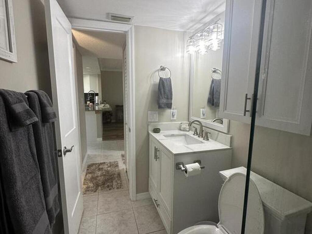 3210 N Harbor City Boulevard, Melbourne, FL 32935