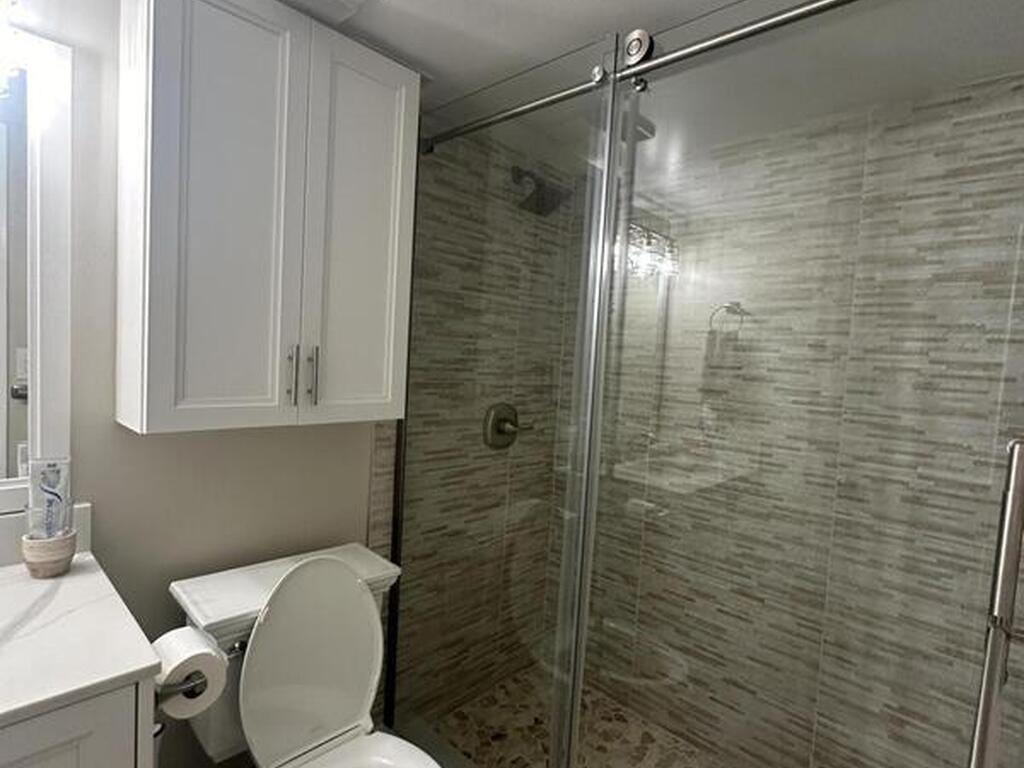 3210 N Harbor City Boulevard, Melbourne, FL 32935