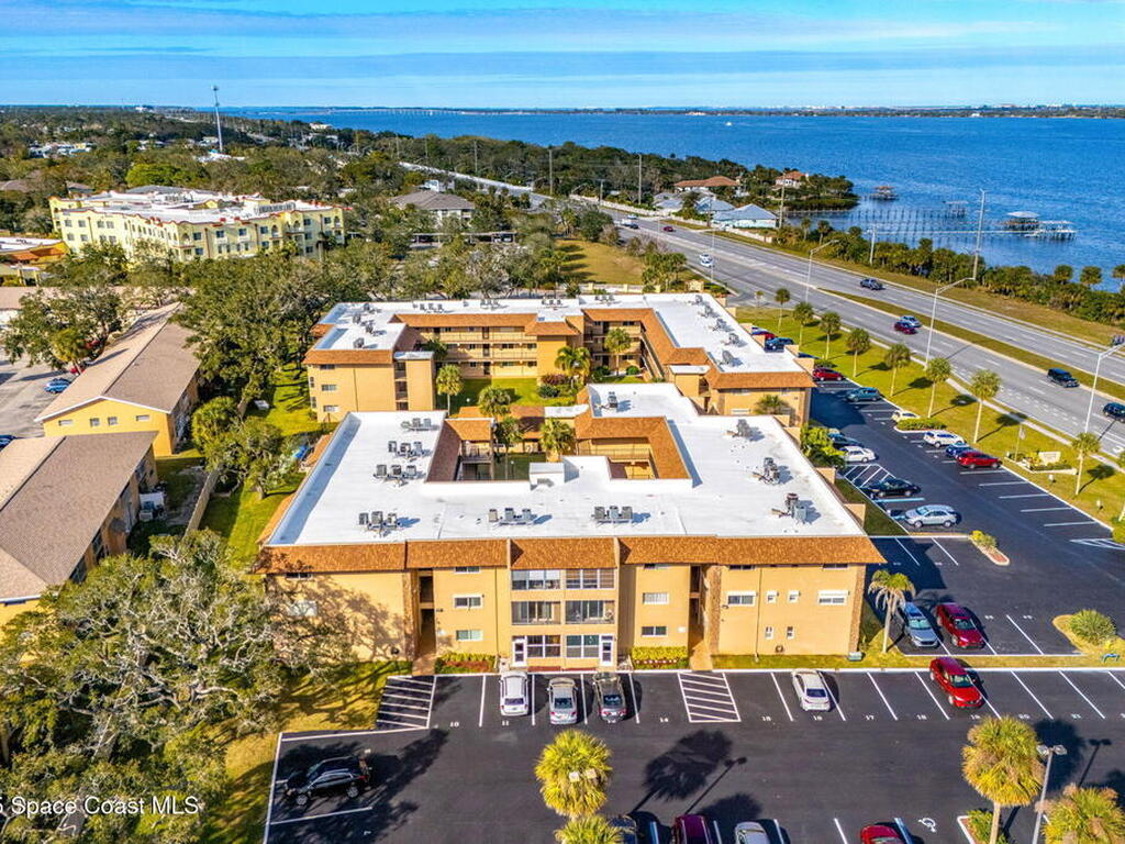 3210 N Harbor City Boulevard, Melbourne, FL 32935