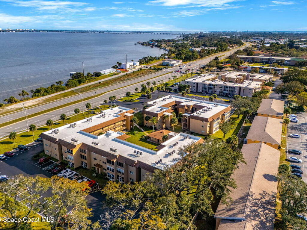 3210 N Harbor City Boulevard, Melbourne, FL 32935