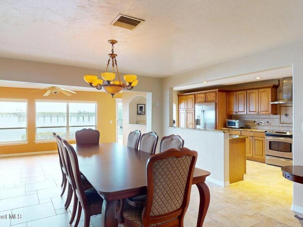 460 Spoonbill Lane, Melbourne Beach, FL 32951