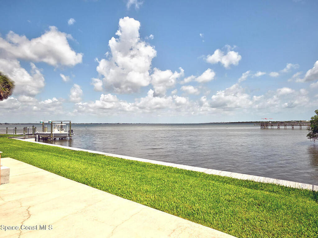 460 Spoonbill Lane, Melbourne Beach, FL 32951