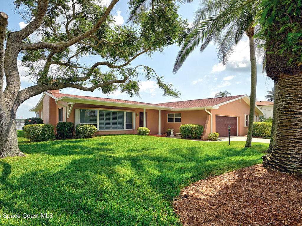 460 Spoonbill Lane, Melbourne Beach, FL 32951