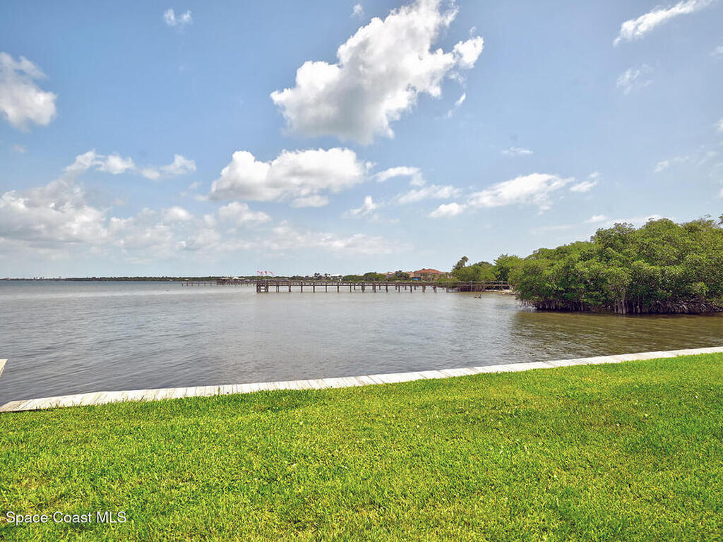 460 Spoonbill Lane, Melbourne Beach, FL 32951
