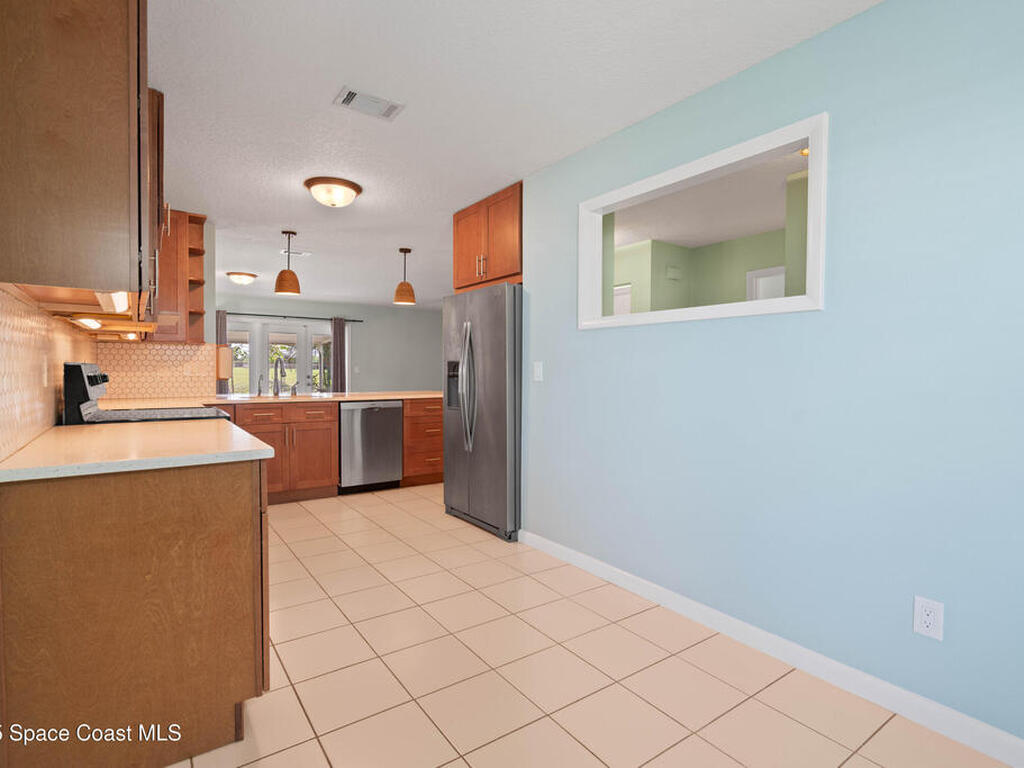 47 Anchor Drive, Indian Harbour Beach, FL 32937