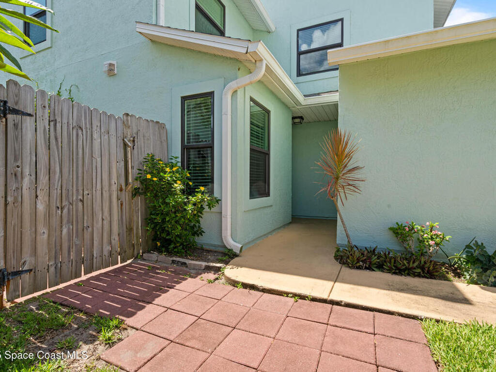 47 Anchor Drive, Indian Harbour Beach, FL 32937