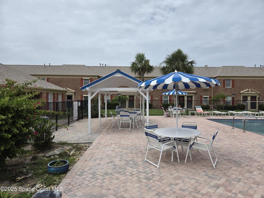 152 E Colonial Court, Indian Harbour Beach, FL 32937