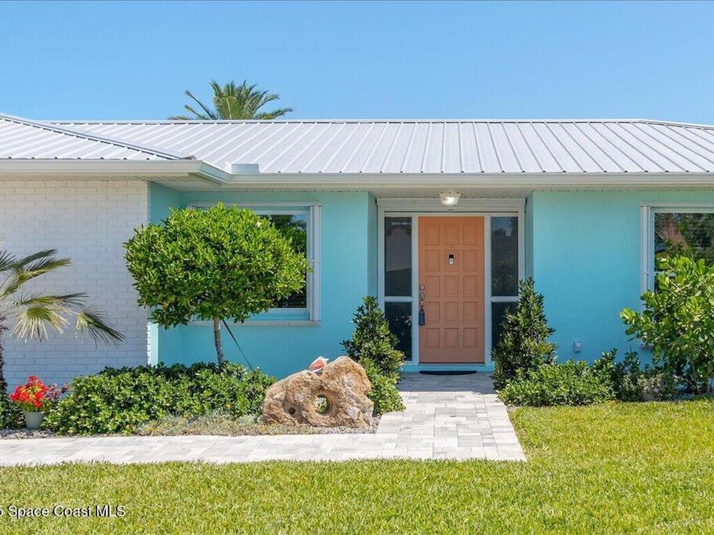 215 Wilson Avenue, Satellite Beach, FL 32937