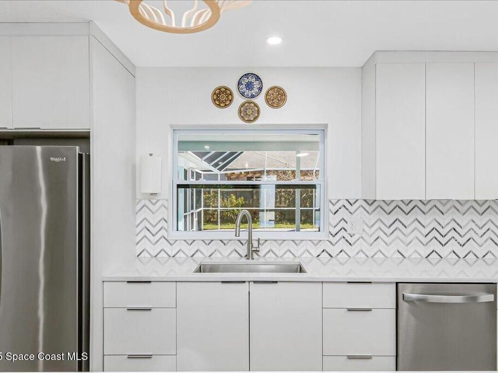 215 Wilson Avenue, Satellite Beach, FL 32937