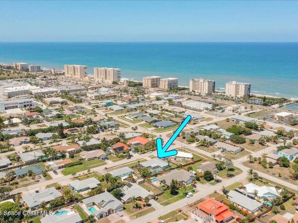 215 Wilson Avenue, Satellite Beach, FL 32937