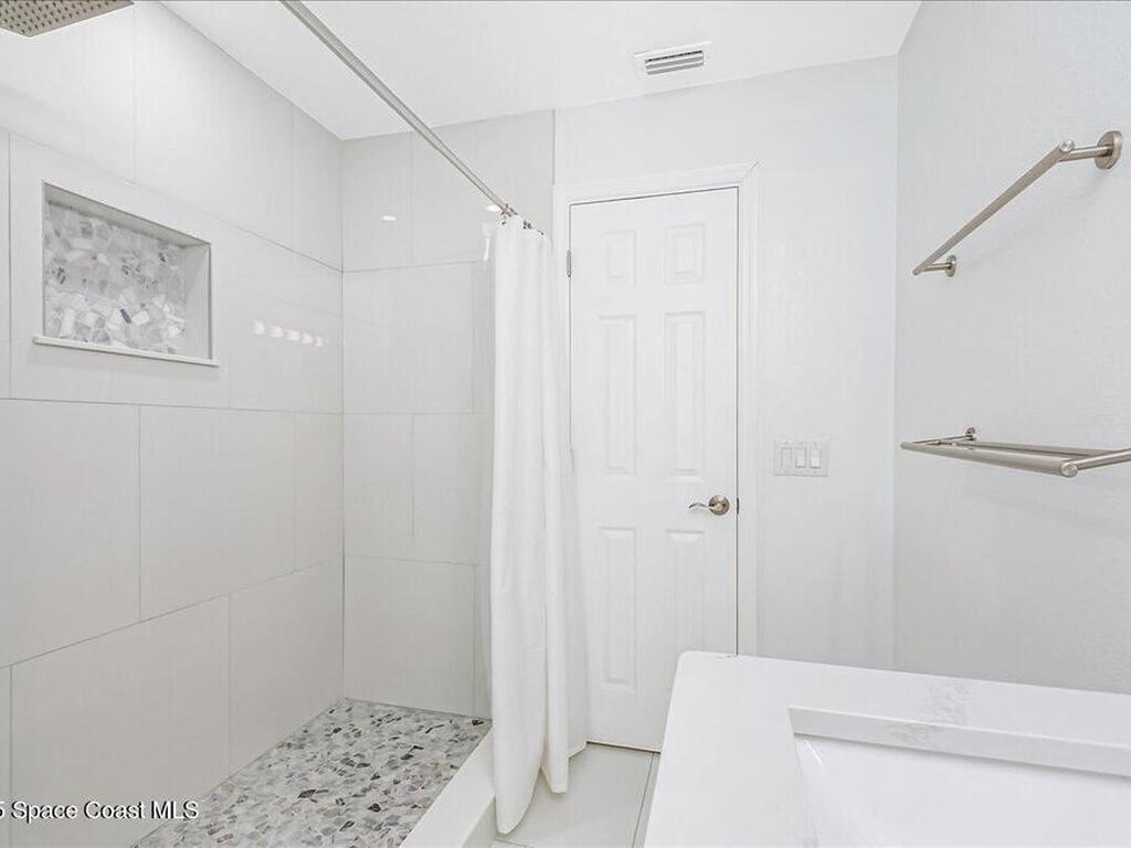 215 Wilson Avenue, Satellite Beach, FL 32937