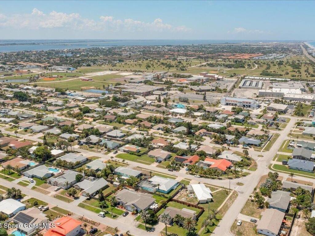 215 Wilson Avenue, Satellite Beach, FL 32937