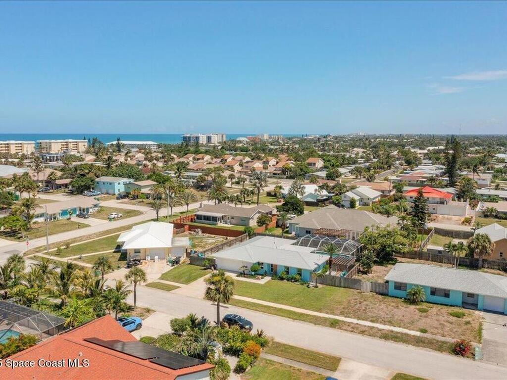 215 Wilson Avenue, Satellite Beach, FL 32937
