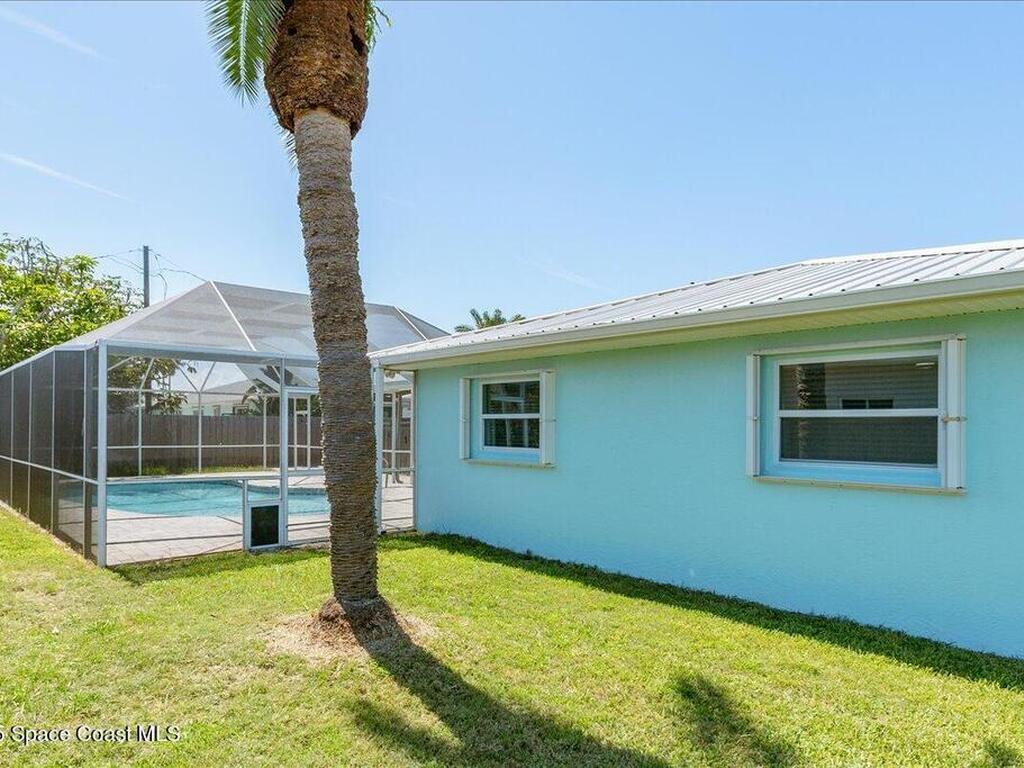 215 Wilson Avenue, Satellite Beach, FL 32937