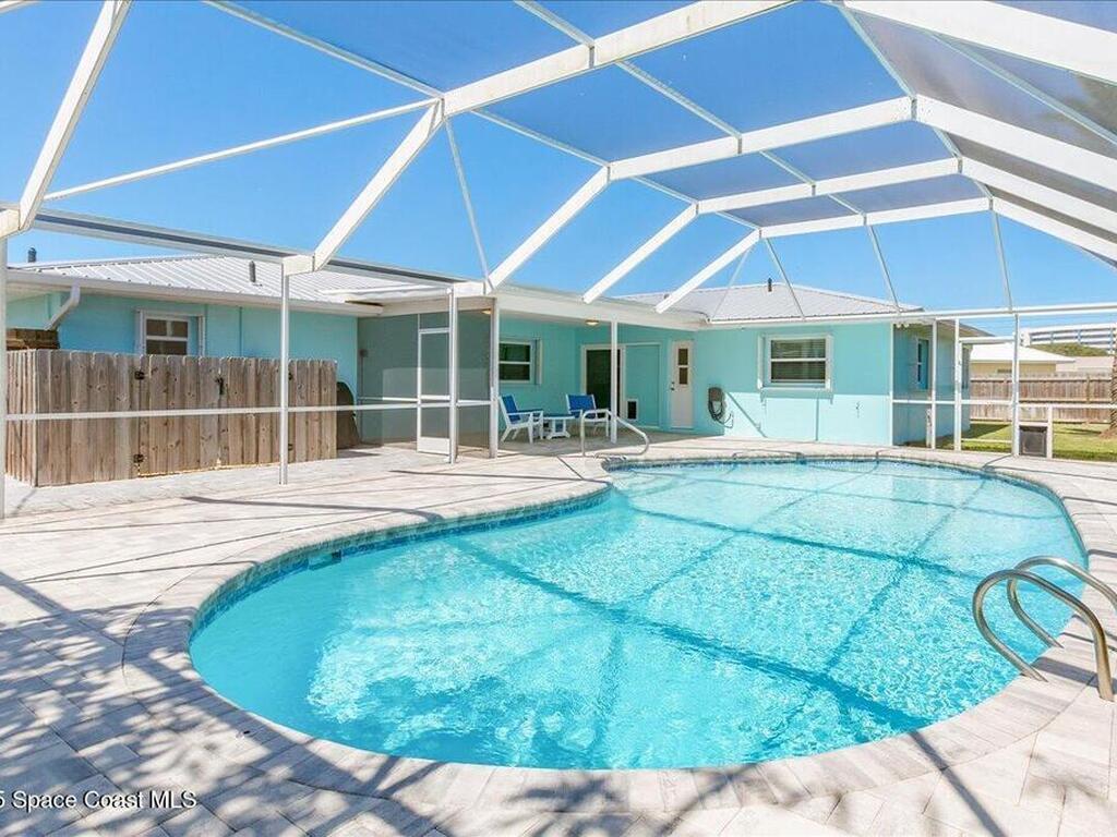 215 Wilson Avenue, Satellite Beach, FL 32937