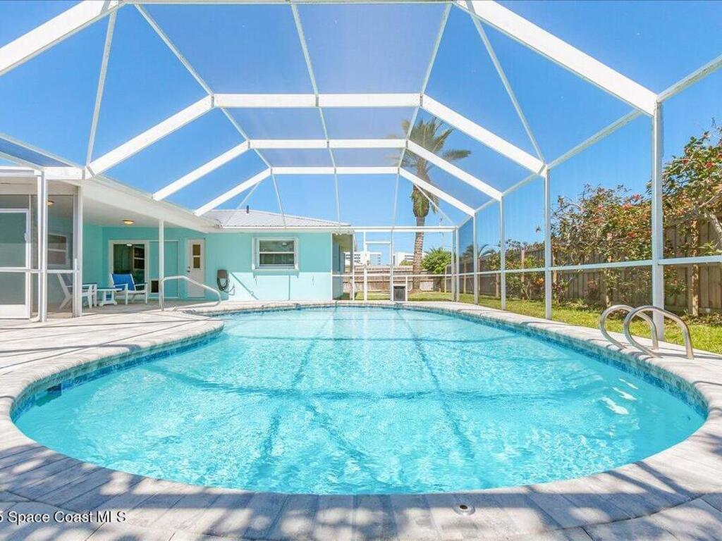 215 Wilson Avenue, Satellite Beach, FL 32937