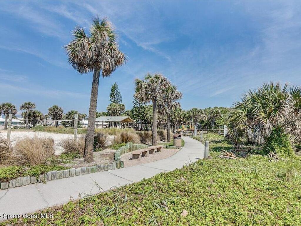 215 Wilson Avenue, Satellite Beach, FL 32937