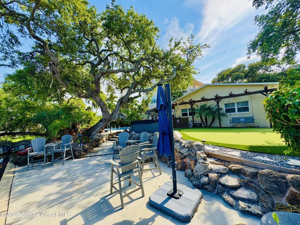 52 Riverview Lane, Cocoa Beach, FL 32931