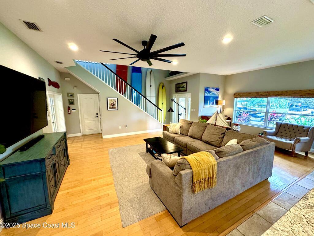 52 Riverview Lane, Cocoa Beach, FL 32931